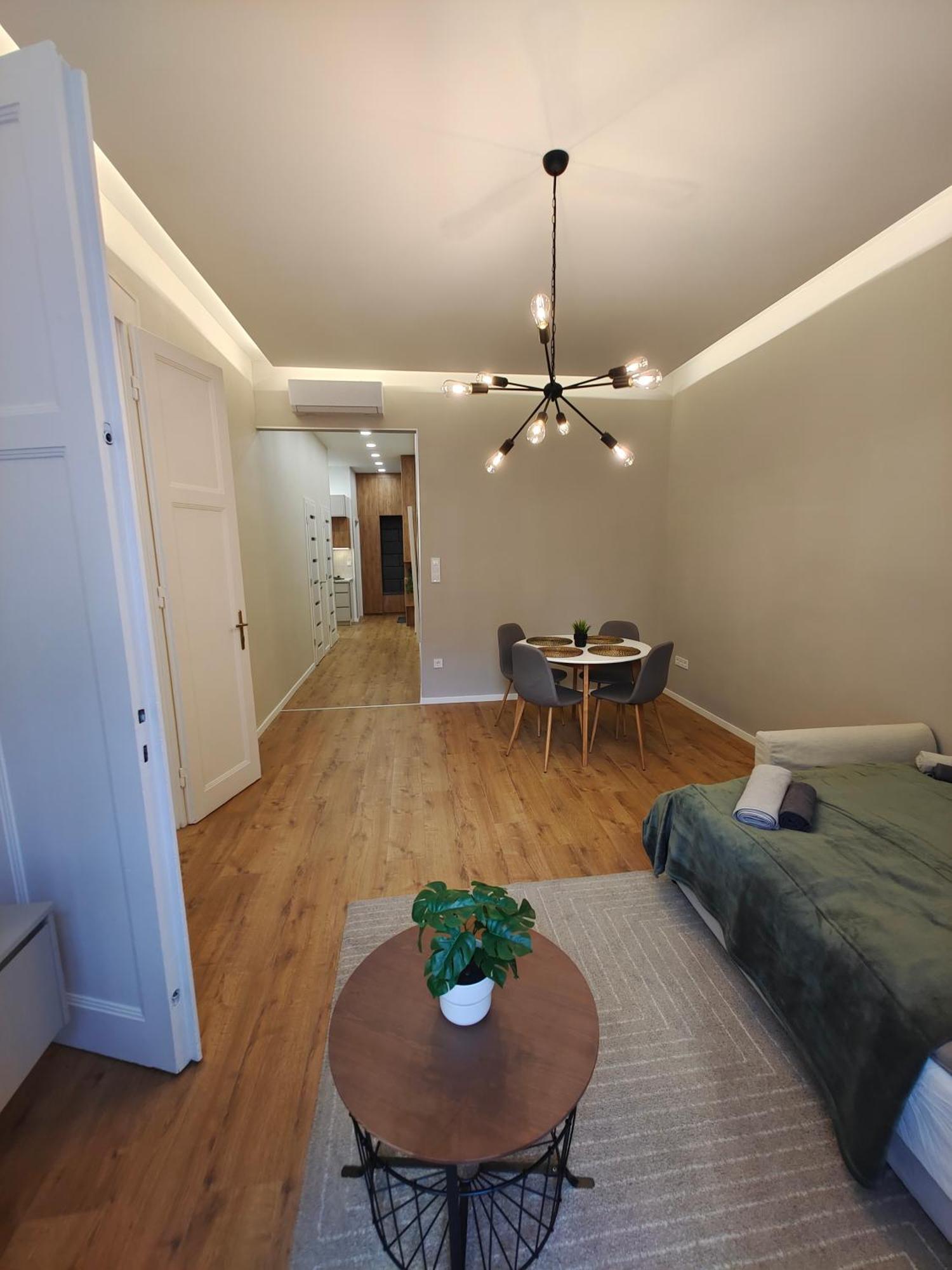 City Center 2, Cozy And Modern 2Br In The City Center Budapest Bagian luar foto