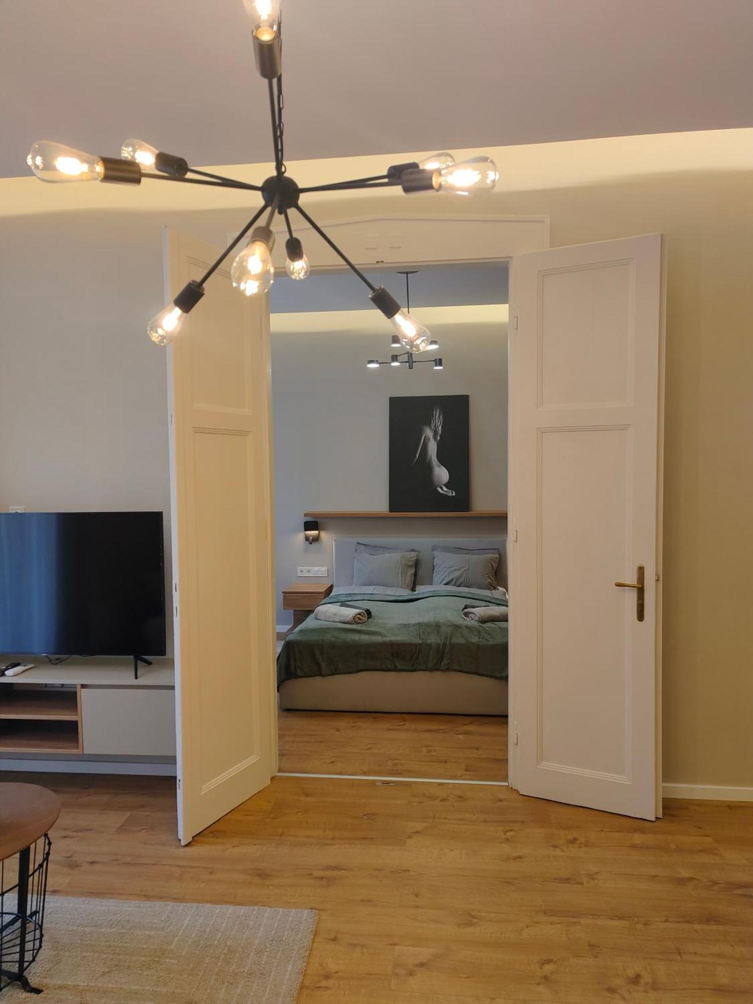 City Center 2, Cozy And Modern 2Br In The City Center Budapest Bagian luar foto